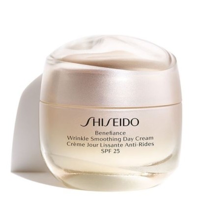 Shiseido Benefiance Wrinkle Smoothing Day Cream SPF25 50ml